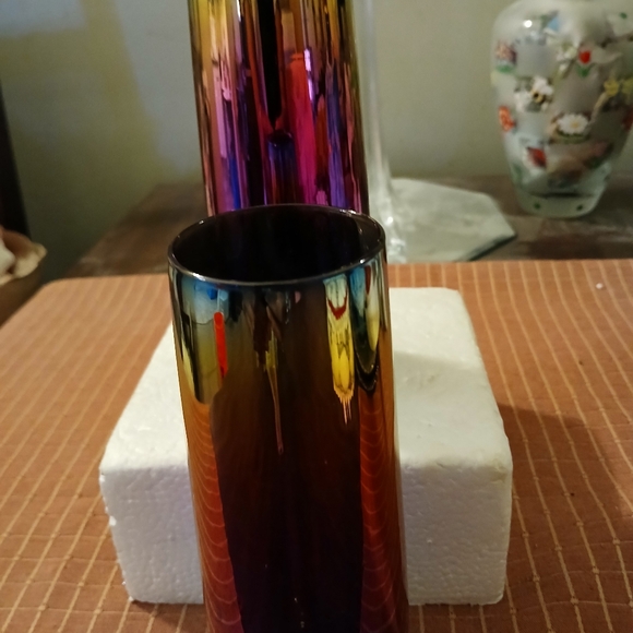 SET OF TWO...HANDBLOWN IRIDESCENT  BLUES,PINKS,GREEN,YELLOW WINE GLASS.. 6"TALL - Picture 5 of 5